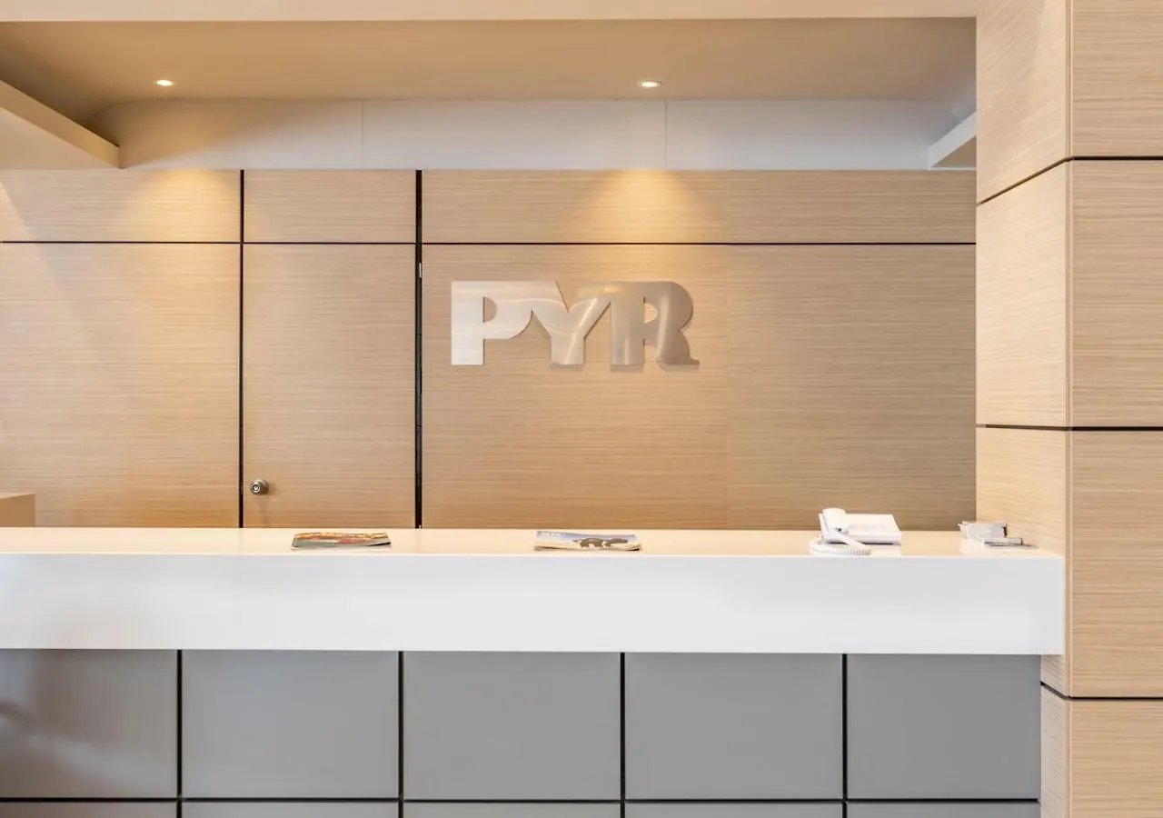 Studio Pyr Fuengirola Frente Al Mar 0*,